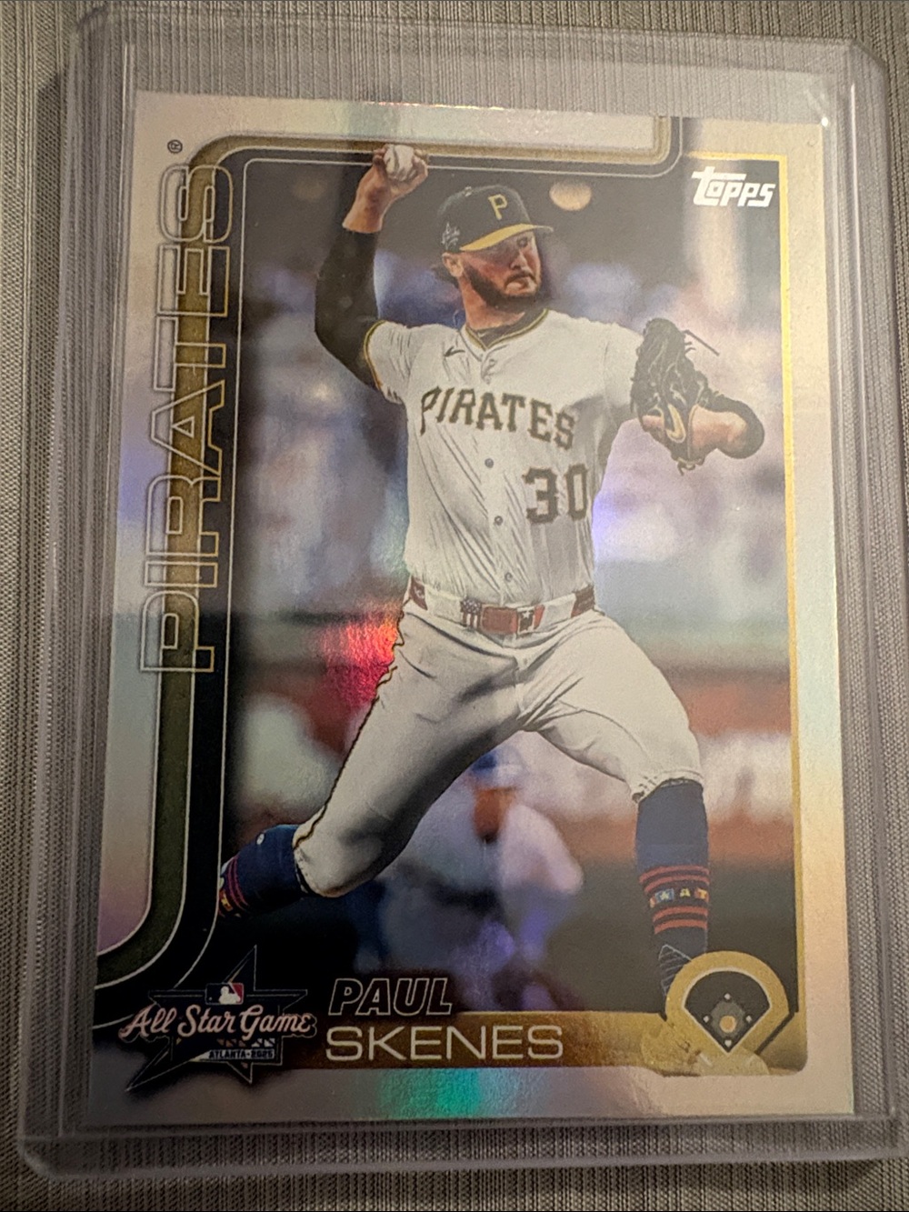 Topps Paul Skenes Pirates Card - White/Black/Gold